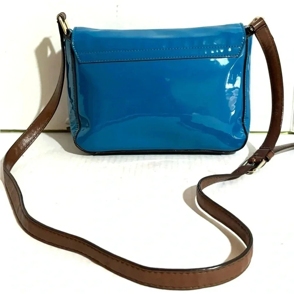 Kate spade blue patent leather crossbody handbag - Picture 2 of 11